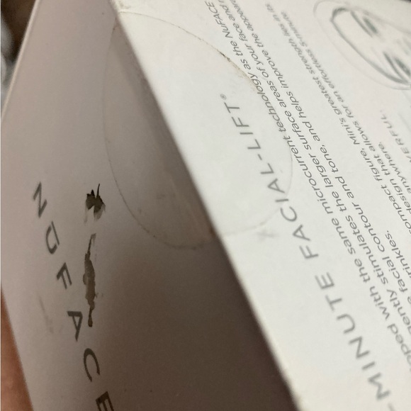 NuFace Mini and Line Smoothing Device - Picture 4 of 6